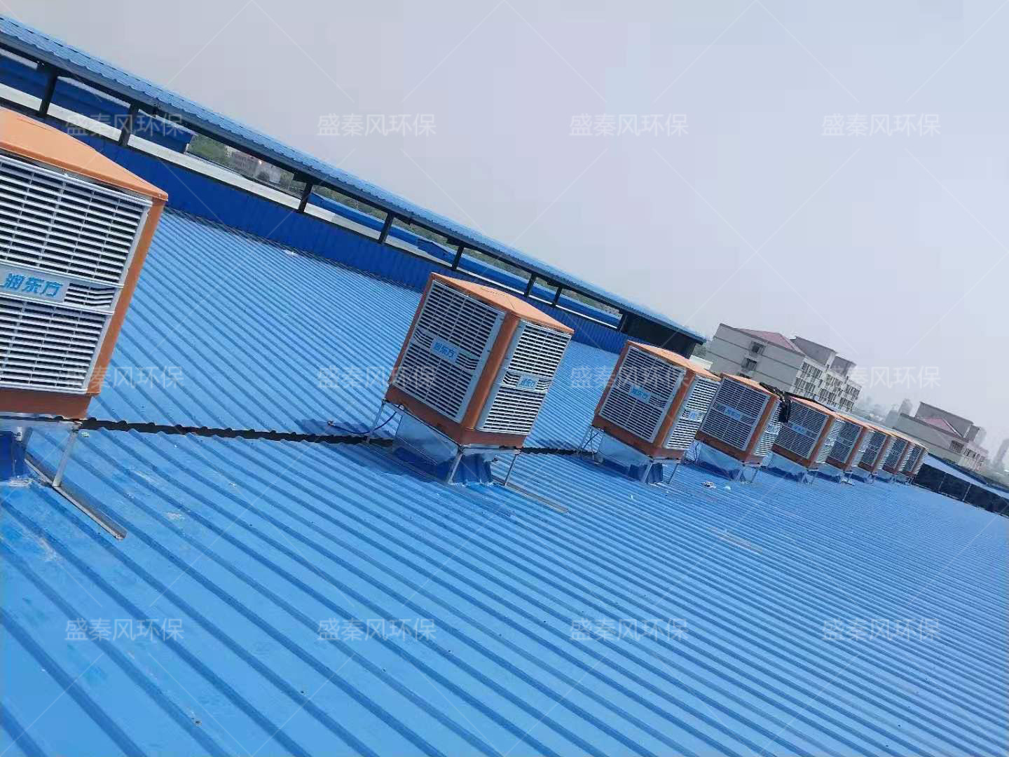 鋼結(jié)構(gòu)廠房通風(fēng)降溫