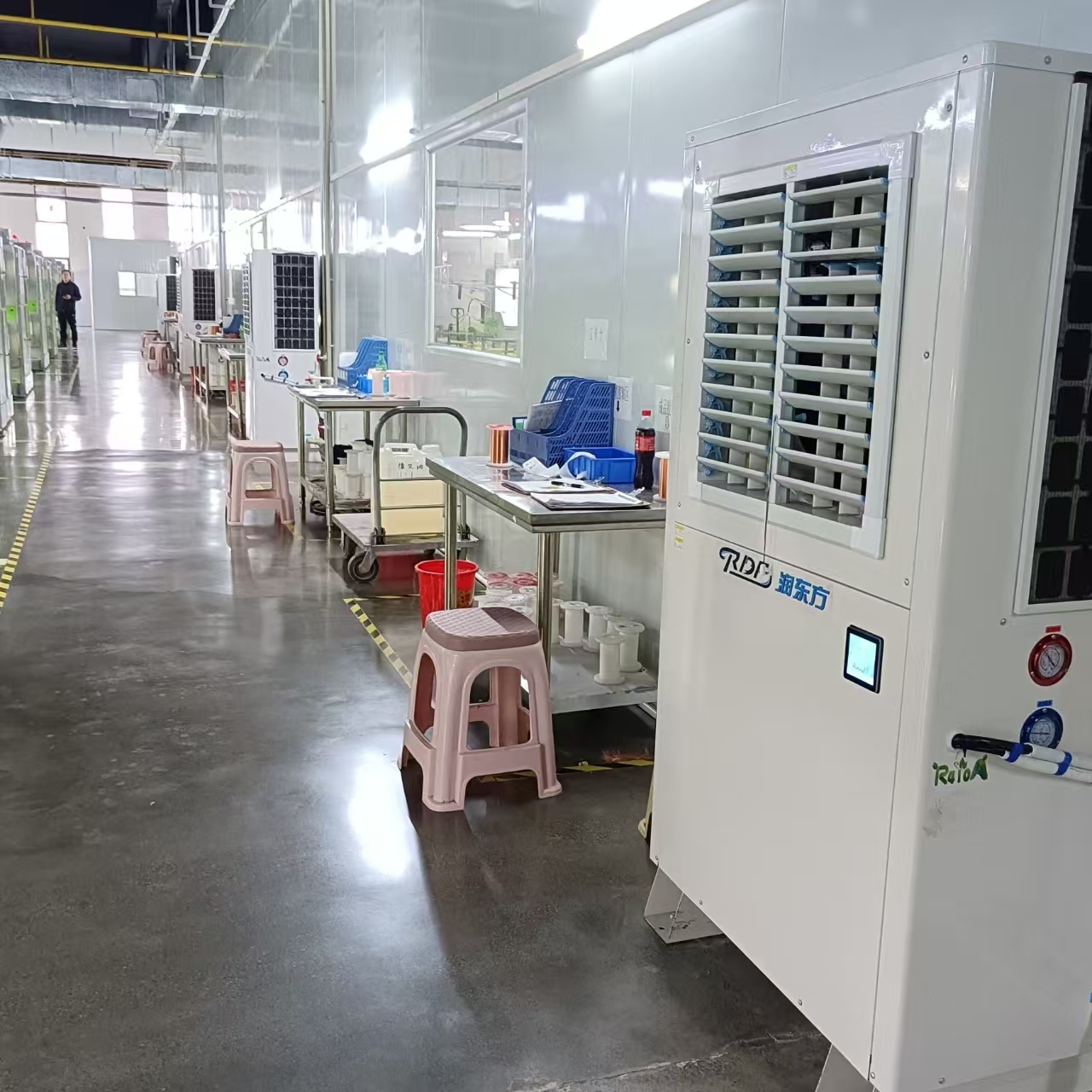 車間降溫用工業(yè)省電空調(diào)的優(yōu)勢(shì)多，車間降溫設(shè)備找盛秦風(fēng)