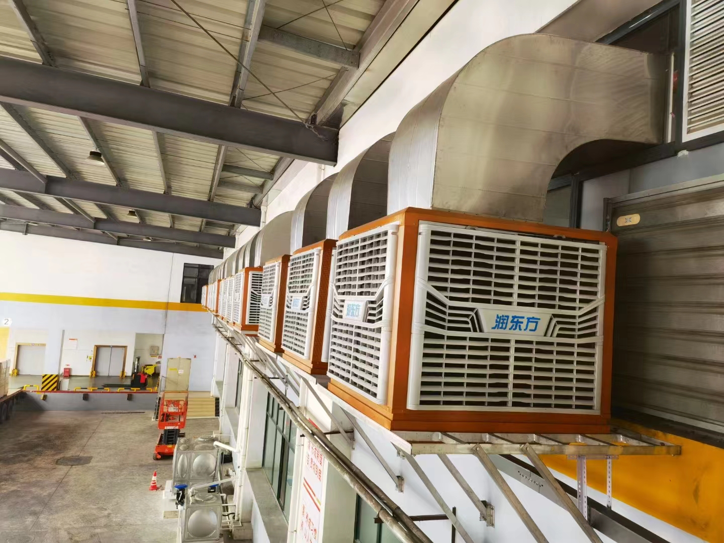 工業(yè)冷風(fēng)機(jī)能解決好車間降溫的問題？湖北冷風(fēng)機(jī)廠家解答