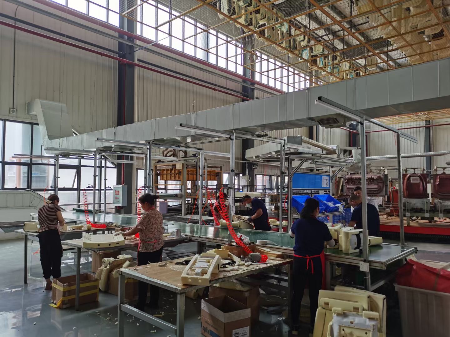 工業(yè)省電空調(diào)與工業(yè)冷風(fēng)機(jī)各自的優(yōu)勢(shì)與應(yīng)用場(chǎng)景有哪些？