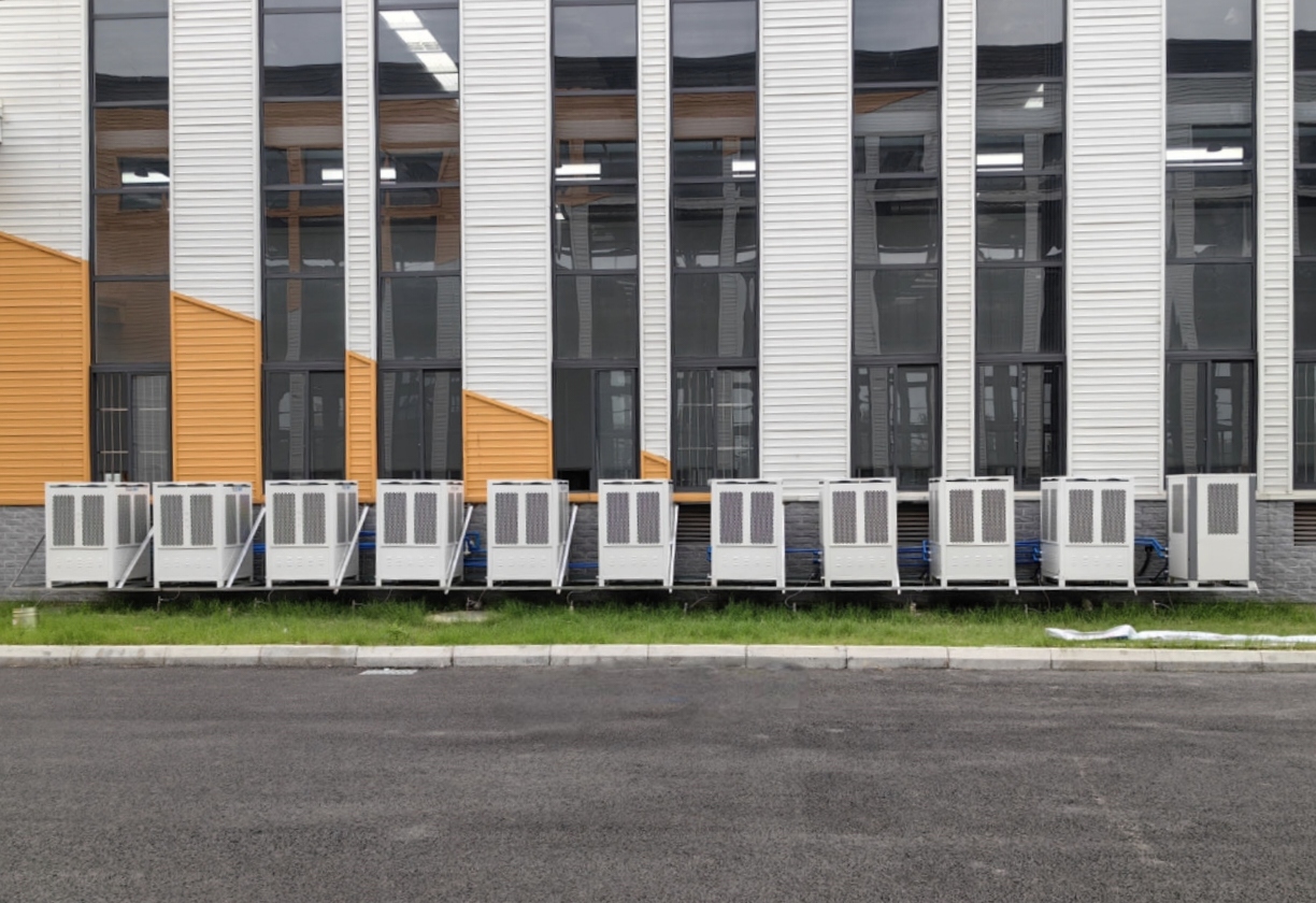 工廠廠房通風(fēng)降溫為什么推薦使用工業(yè)省電空調(diào)？