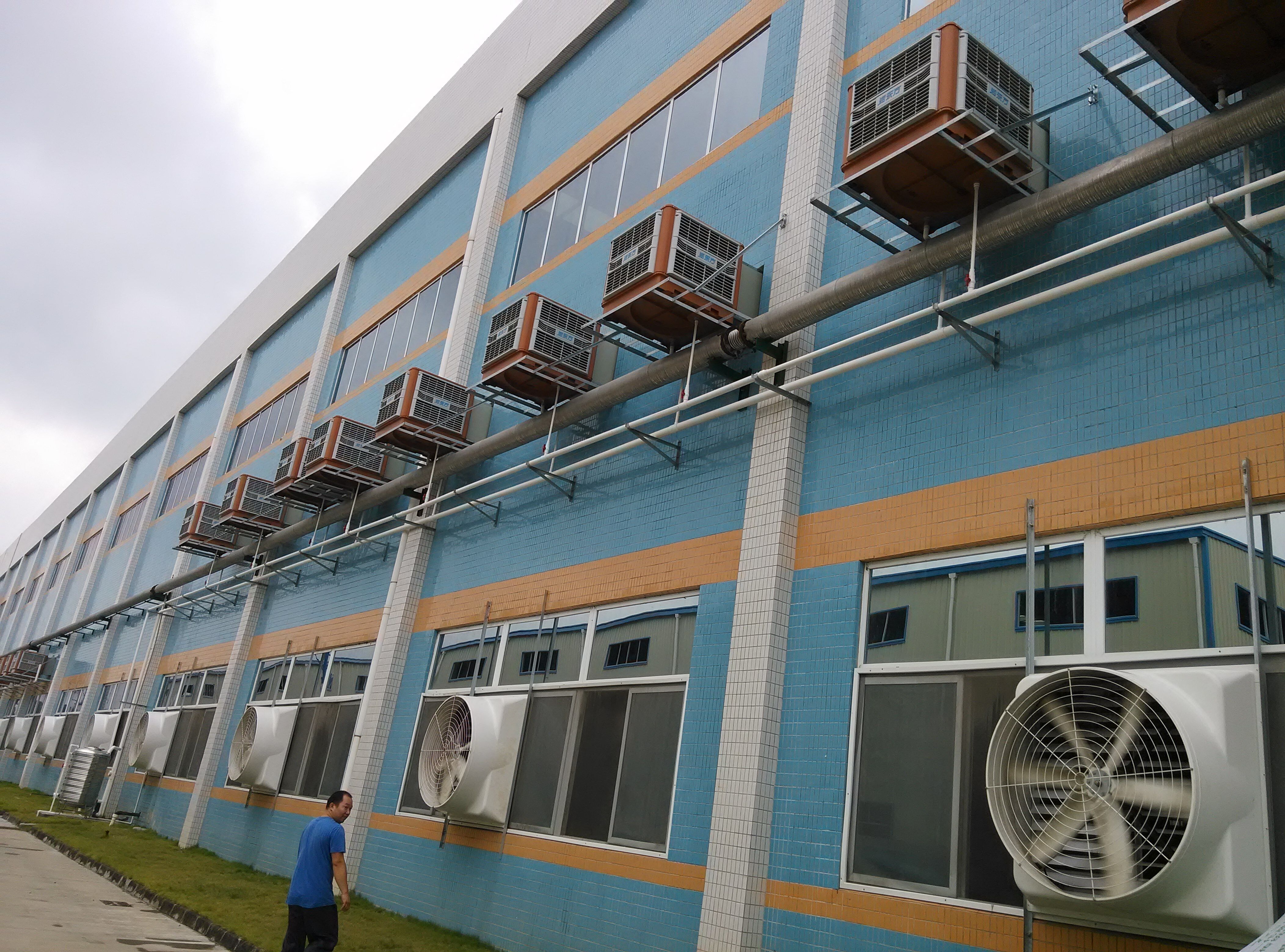 廠房車間通風(fēng)降溫用什么設(shè)備省電省錢又效果佳？