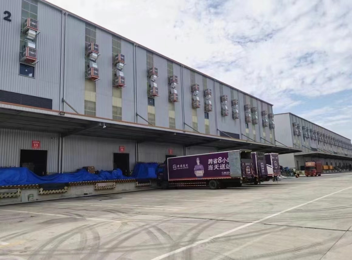 工業(yè)廠房車間降溫通風(fēng)的問題如何解決？為什么使用冷風(fēng)機(jī)